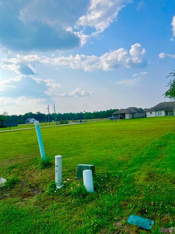 4850 Avery Grace Blvd, Addis, LA 70710