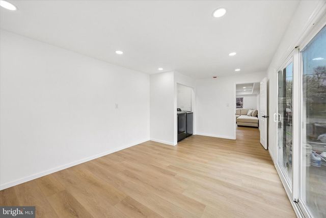 16 BUCKINGHAM RD, Marlton, NJ 08053
