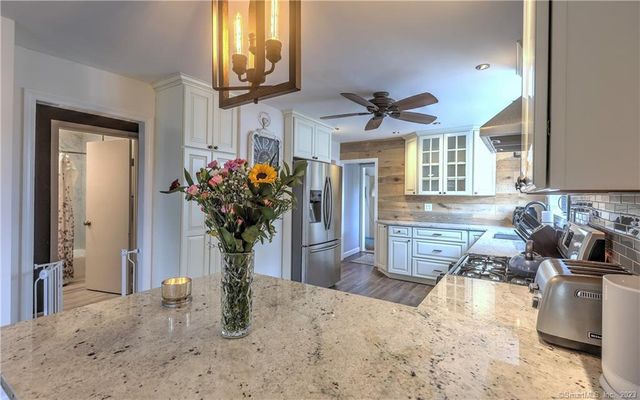 93 Fairview Avenue, West Haven, CT 06516