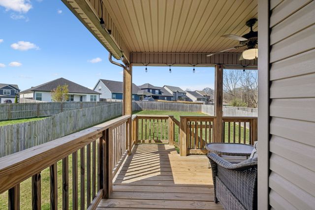 247 Stone Bluff Way, Clarksville, TN 37040