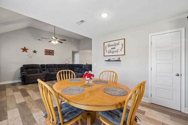 247 Stone Bluff Way, Clarksville, TN 37040