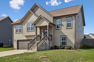 247 Stone Bluff Way, Clarksville, TN 37040