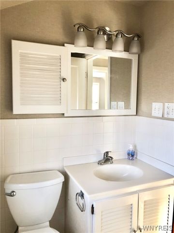 200 Koenig Road, Tonawanda, NY 14150