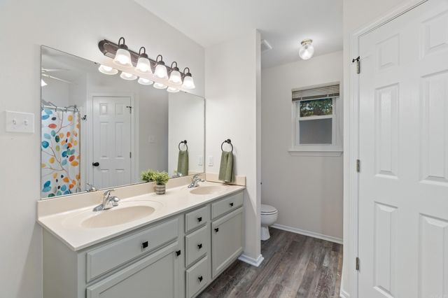 3 Park Ridge Drive, Maumelle, AR 72113