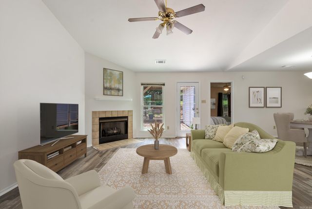 3 Park Ridge Drive, Maumelle, AR 72113