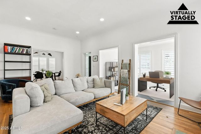 1126 W PORTLAND Street, Phoenix, AZ 85007