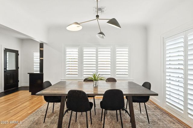 1126 W PORTLAND Street, Phoenix, AZ 85007