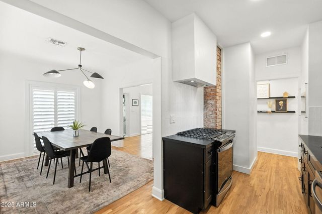 1126 W PORTLAND Street, Phoenix, AZ 85007