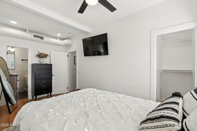 1126 W PORTLAND Street, Phoenix, AZ 85007