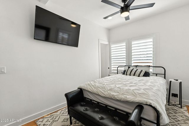 1126 W PORTLAND Street, Phoenix, AZ 85007