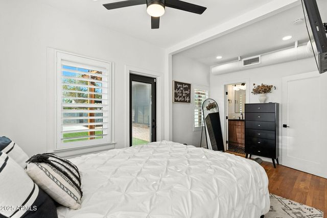 1126 W PORTLAND Street, Phoenix, AZ 85007