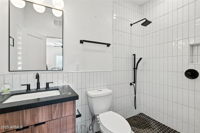 1126 W PORTLAND Street, Phoenix, AZ 85007