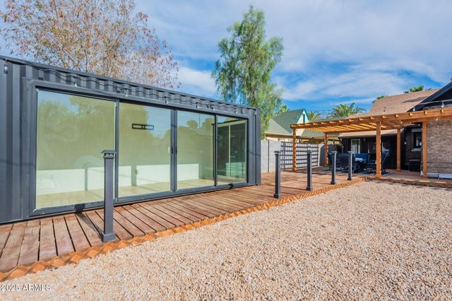 1126 W PORTLAND Street, Phoenix, AZ 85007