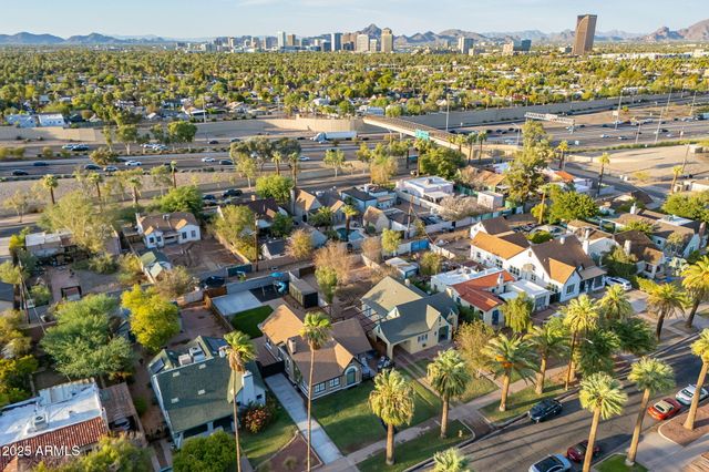 1126 W PORTLAND Street, Phoenix, AZ 85007