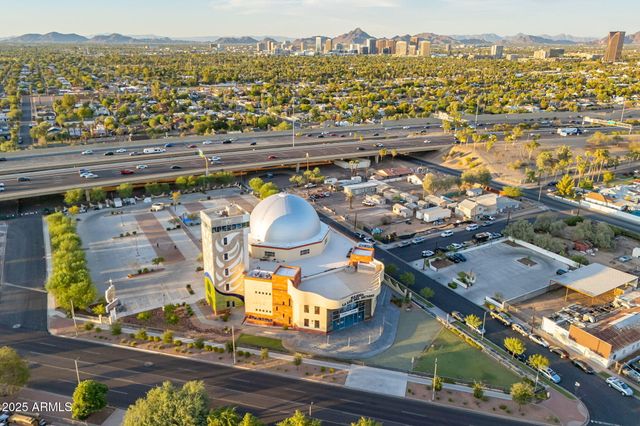 1126 W PORTLAND Street, Phoenix, AZ 85007