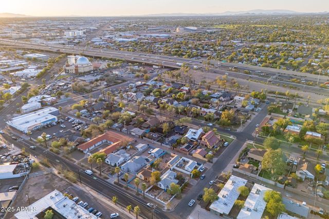 1126 W PORTLAND Street, Phoenix, AZ 85007