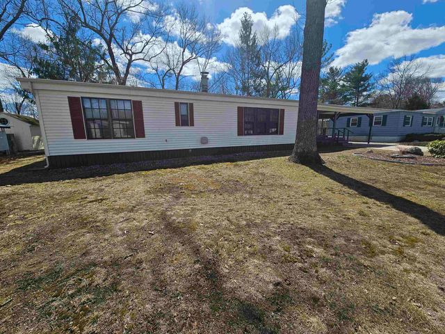 46 River Ledge Drive, Goffstown, NH 03045