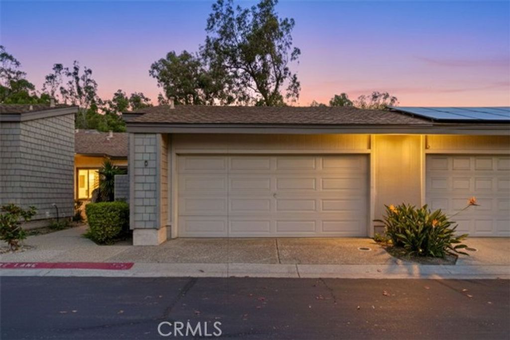 5617 Adobe Falls C, San Diego, CA 92120