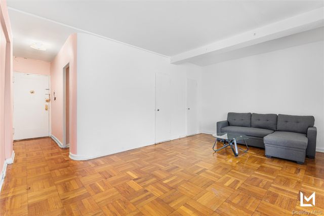 98-34 63rd Drive 4J, Rego Park, NY 11374