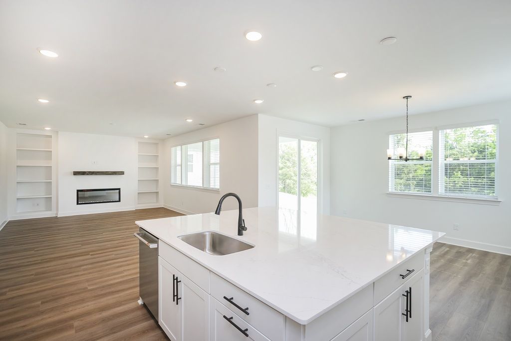 124 West Cassa Way, Mount Juliet, TN 37122