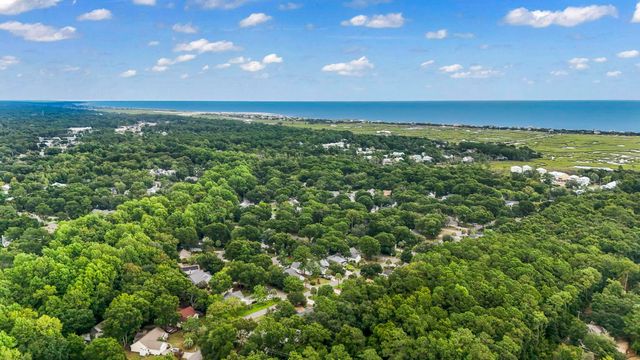 254 Reef Run Rd., Pawleys Island, SC 29585