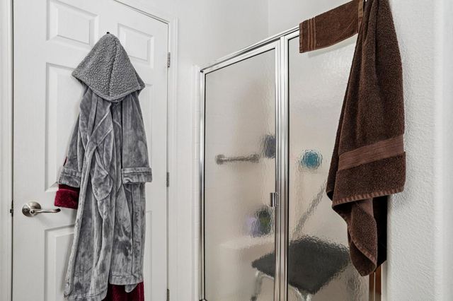 25001 Rim Rock Rd, Idyllwild, CA 92549