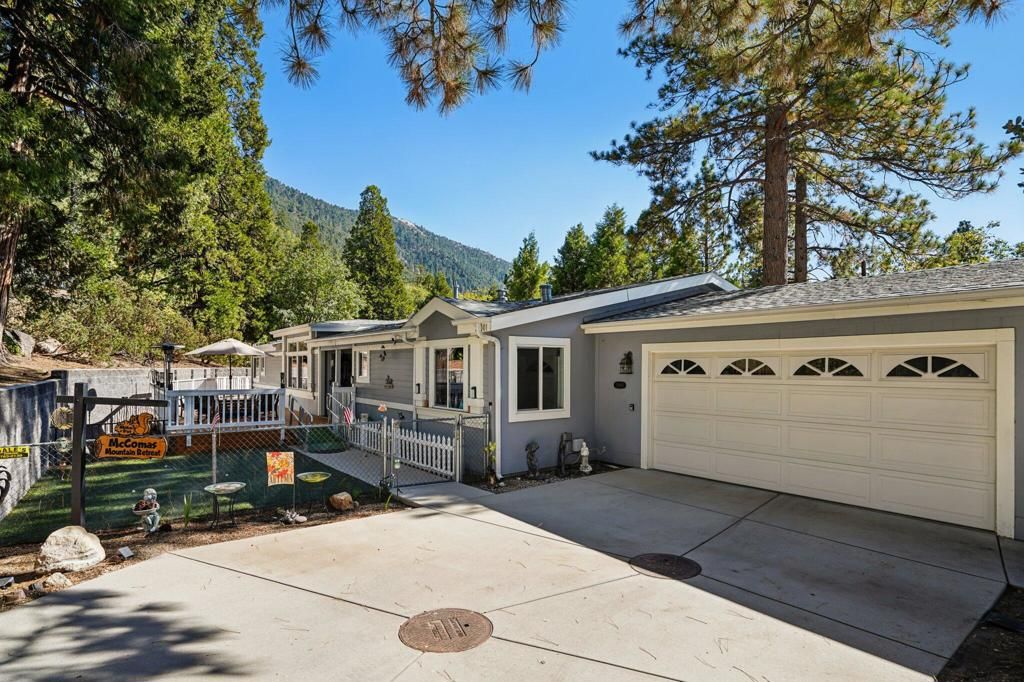 25001 Rim Rock Rd, Idyllwild, CA 92549