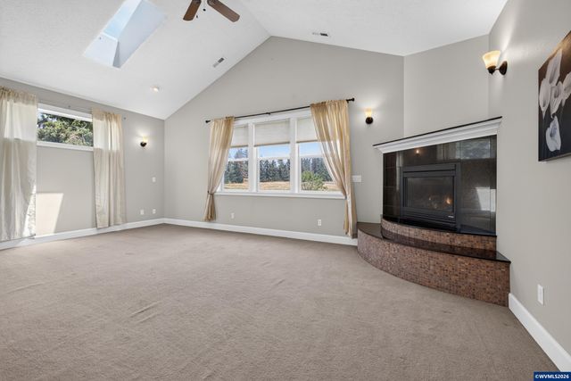 2274 Summerview Dr, Stayton, OR 97383