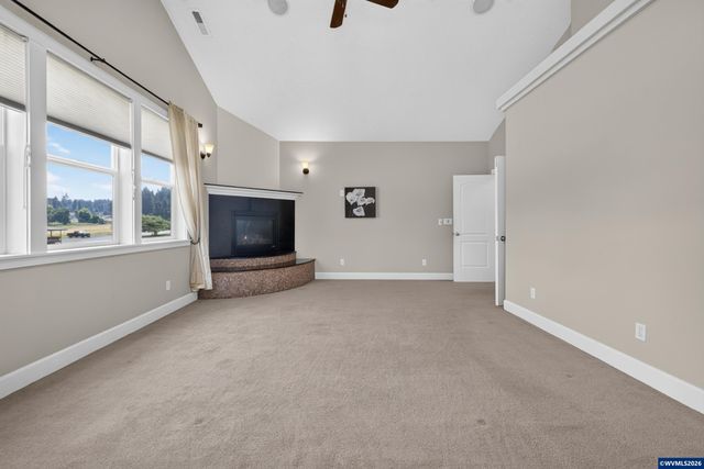 2274 Summerview Dr, Stayton, OR 97383