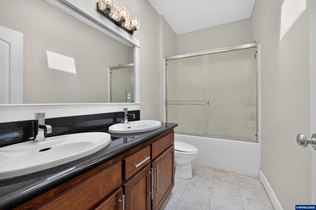 2274 Summerview Dr, Stayton, OR 97383