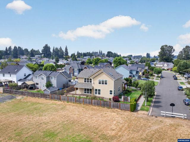 2274 Summerview Dr, Stayton, OR 97383