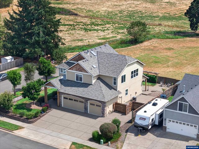 2274 Summerview Dr, Stayton, OR 97383