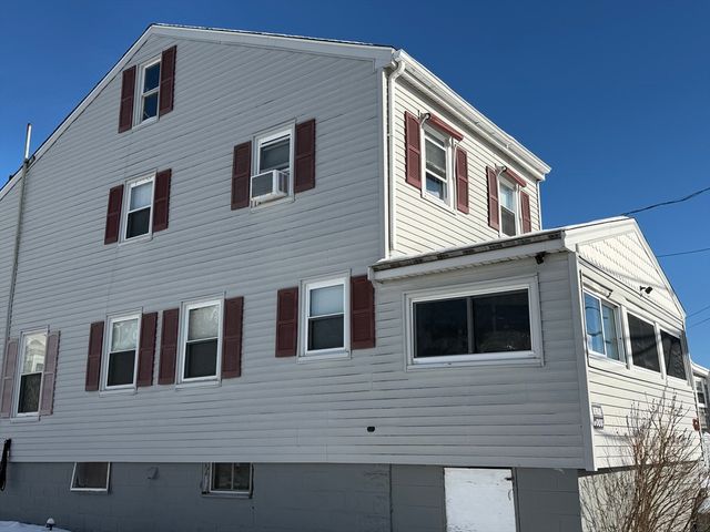 67 Taylor Ave, Plymouth, MA 02360