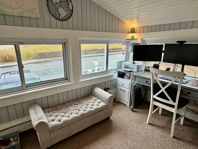 67 Taylor Ave, Plymouth, MA 02360