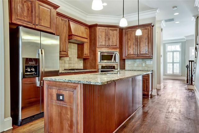 2443 Gatebury Circle, Atlanta, GA 30341