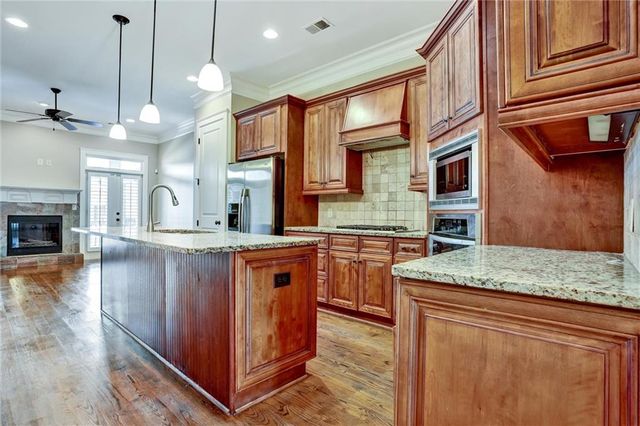 2443 Gatebury Circle, Atlanta, GA 30341