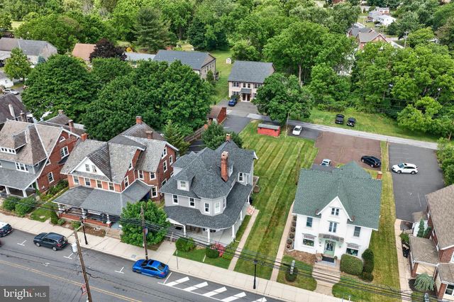 28 S MAIN ST, Coopersburg, PA 18036