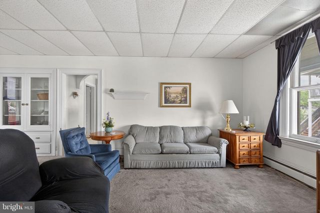28 S MAIN ST, Coopersburg, PA 18036