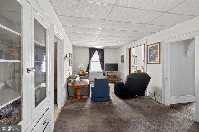 28 S MAIN ST, Coopersburg, PA 18036