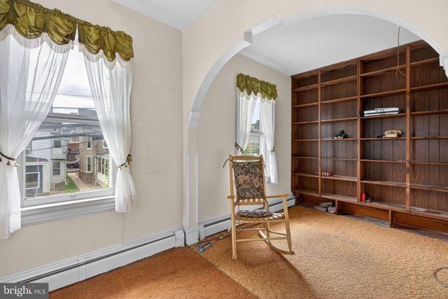 28 S MAIN ST, Coopersburg, PA 18036