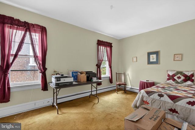 28 S MAIN ST, Coopersburg, PA 18036