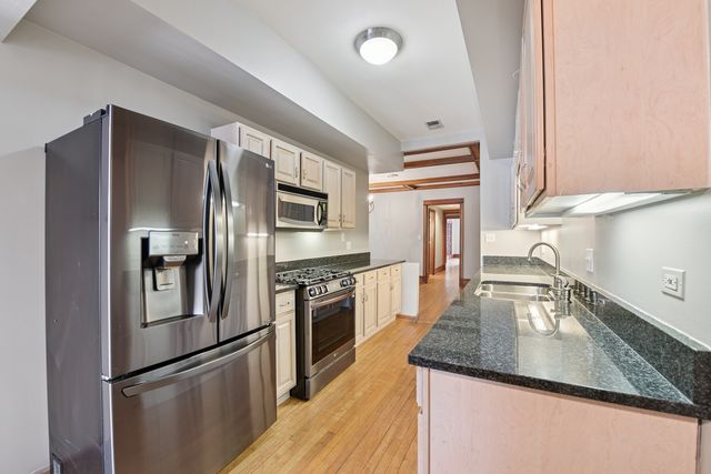 4432 N Winchester Avenue 2N, Chicago, IL 60640