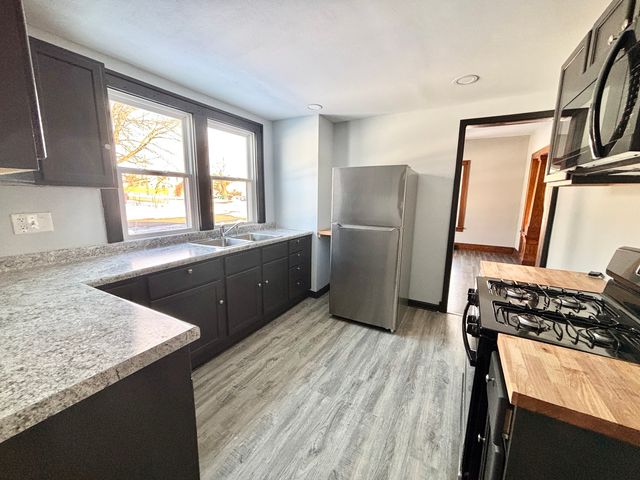 501 S Pierpont Avenue, Rockford, IL 61102