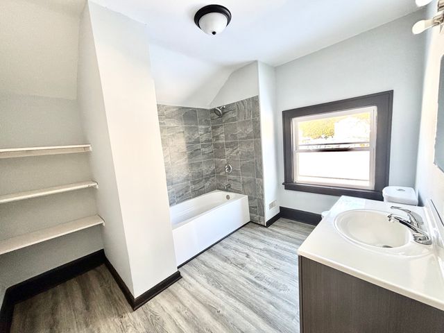 501 S Pierpont Avenue, Rockford, IL 61102