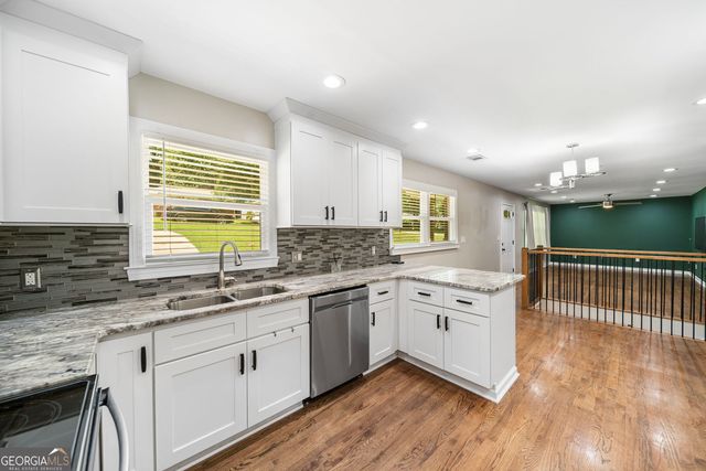 2128 Mark Trail, Decatur, GA 30032