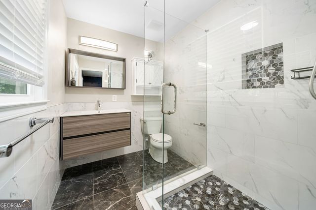 2128 Mark Trail, Decatur, GA 30032