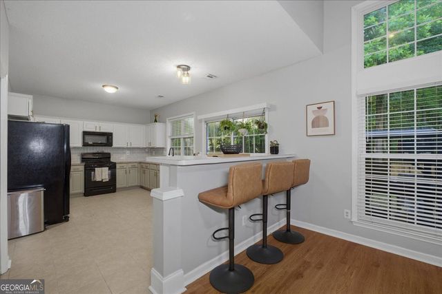 4104 Glenaire Way NW, Acworth, GA 30101