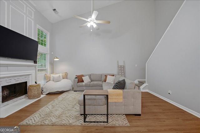 4104 Glenaire Way NW, Acworth, GA 30101