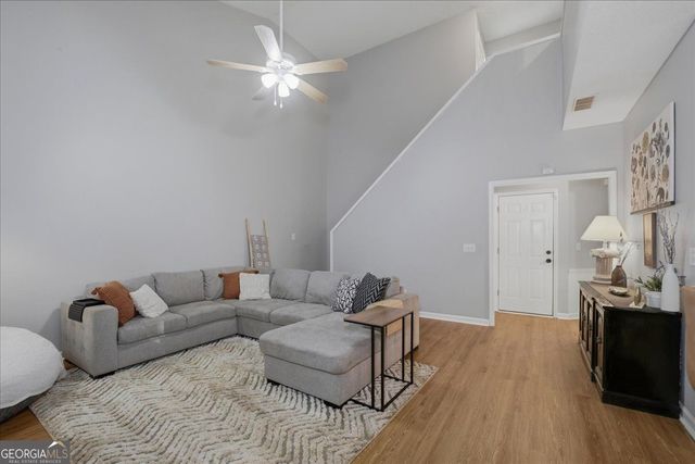 4104 Glenaire Way NW, Acworth, GA 30101