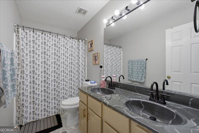 4104 Glenaire Way NW, Acworth, GA 30101
